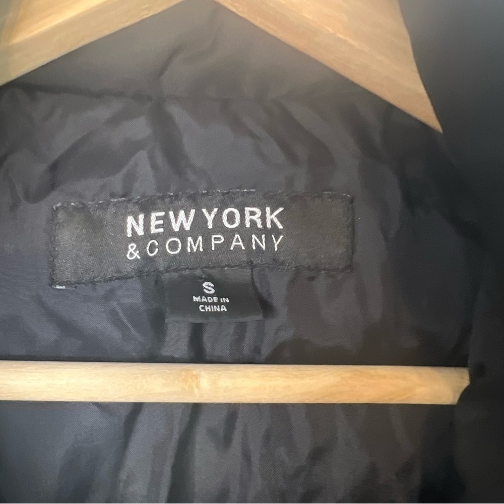 NEW YORK & CO Puffer Down Jacket Hooded Black Winter Outdoor Sz S Parka - Picture 8 of 10